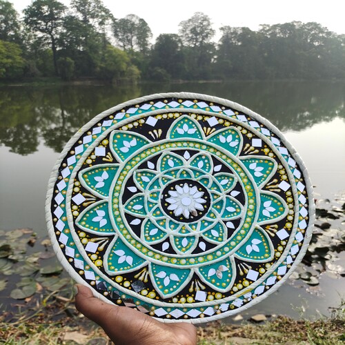 Lippan Art