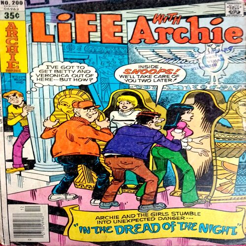 Life With Archie (Archie Series)