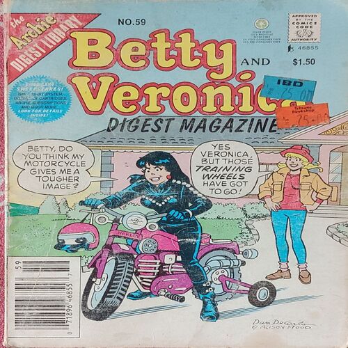 Betty And Veronica Digest Magazine . ( Small ) .