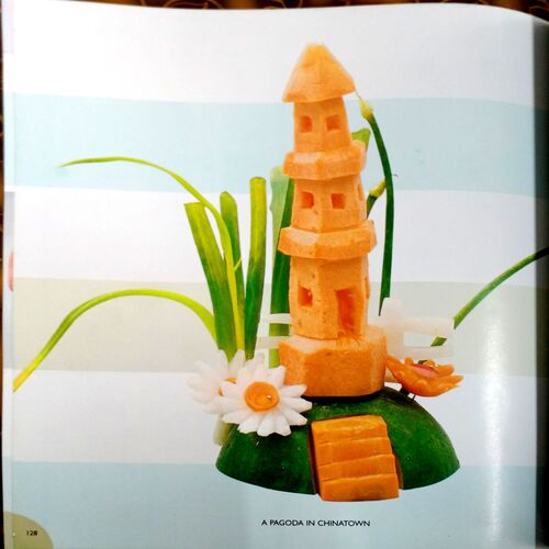 Fruit And Vegetable Carving
