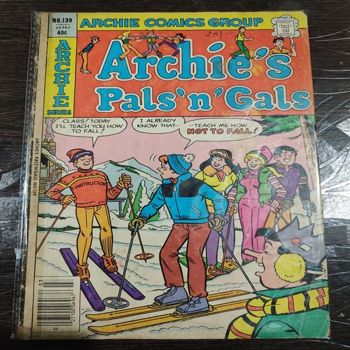 Archie's Pals 'n' Gals ( Archies Series No.139 ) .