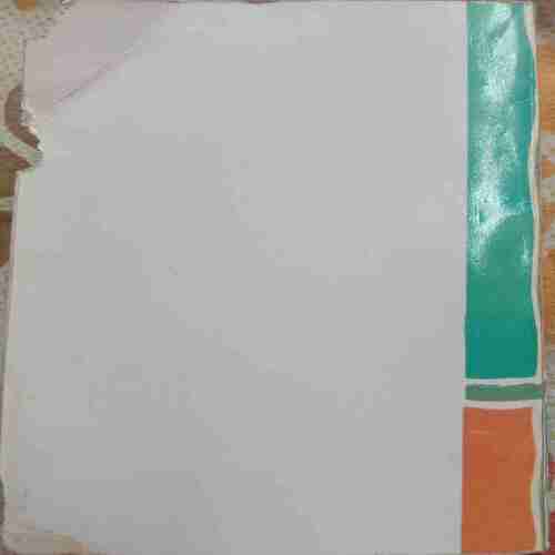 Shakespeare ki kahaniya (Small Cut In Back Cover)