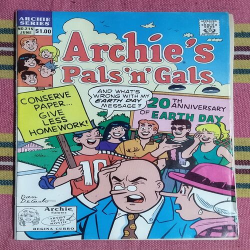 ARCHIE'S PALS N" GALS (NO-215 JUNE)