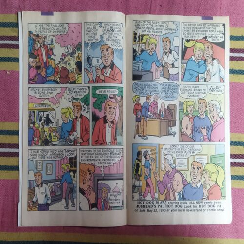 ARCHIE'S PALS N" GALS (NO-215 JUNE)