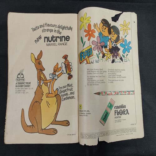 The Battle Of The Gaints . ( Back Cover Little Damage ) .