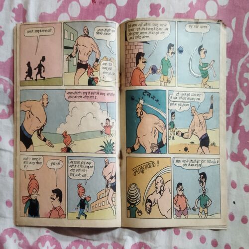 CHACHA CHAUDHARY KA DHAMAKA (BACK COVER LITTLE CUT ON LEFT SIDE)