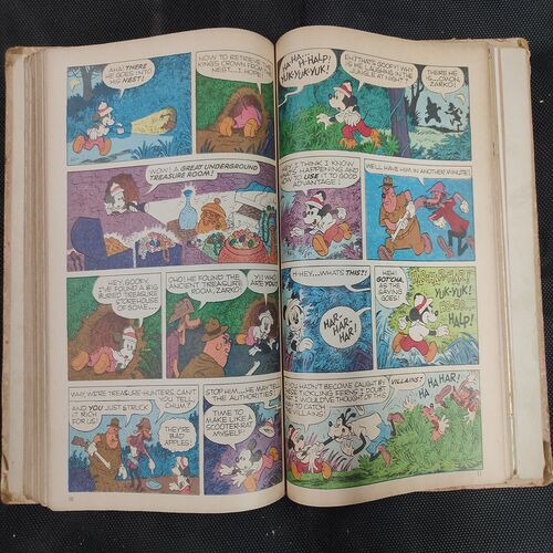 ( 12 In 1 Single Binding ) Chandamama Classics And Comics . Edition :- { 1. Chandamama ( Vol. 01 , No. 01 ) 20th October 1980.  2. Chandamama ( Vol. 01 , No. 02 ) 5th November 1980.  3. Chandamama ( Vol. 01 , No. 03 ) 20th November 1980. 4. Chandamama ( Vol. 01 , No. 04 ) 5th December 1980.  5. Chandamama ( Vol. 01 , No. 05 ) 20th December 1980 .  6. Chandamama ( Vol. 01 , No. 06 ) 5th January 1981.  7. Chandamama ( Vol. 01 , No. 07 ) 20th January 1981.  8. Chandamama ( Vol. 01 , No. 08 )5th February 1981 .  9. Chandamama ( Vol. 01 , No. 09 ) 20th February 1981 .  10.Chandamama ( Vol. 01 , No. 10 )5th March 1981.  11. Chandamama ( Vol. 01 , No. 11 ) 20th March 1981.  12. Chandamama ( Vol. 01 , No. 12 ) 5th April 1981 }.