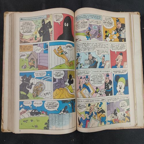 ( 12 In 1 Single Binding ) Chandamama Classics And Comics . Edition :- { 1. Chandamama ( Vol. 01 , No. 01 ) 20th October 1980.  2. Chandamama ( Vol. 01 , No. 02 ) 5th November 1980.  3. Chandamama ( Vol. 01 , No. 03 ) 20th November 1980. 4. Chandamama ( Vol. 01 , No. 04 ) 5th December 1980.  5. Chandamama ( Vol. 01 , No. 05 ) 20th December 1980 .  6. Chandamama ( Vol. 01 , No. 06 ) 5th January 1981.  7. Chandamama ( Vol. 01 , No. 07 ) 20th January 1981.  8. Chandamama ( Vol. 01 , No. 08 )5th February 1981 .  9. Chandamama ( Vol. 01 , No. 09 ) 20th February 1981 .  10.Chandamama ( Vol. 01 , No. 10 )5th March 1981.  11. Chandamama ( Vol. 01 , No. 11 ) 20th March 1981.  12. Chandamama ( Vol. 01 , No. 12 ) 5th April 1981 }.