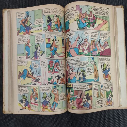 ( 12 In 1 Single Binding ) Chandamama Classics And Comics . Edition :- { 1. Chandamama ( Vol. 01 , No. 01 ) 20th October 1980.  2. Chandamama ( Vol. 01 , No. 02 ) 5th November 1980.  3. Chandamama ( Vol. 01 , No. 03 ) 20th November 1980. 4. Chandamama ( Vol. 01 , No. 04 ) 5th December 1980.  5. Chandamama ( Vol. 01 , No. 05 ) 20th December 1980 .  6. Chandamama ( Vol. 01 , No. 06 ) 5th January 1981.  7. Chandamama ( Vol. 01 , No. 07 ) 20th January 1981.  8. Chandamama ( Vol. 01 , No. 08 )5th February 1981 .  9. Chandamama ( Vol. 01 , No. 09 ) 20th February 1981 .  10.Chandamama ( Vol. 01 , No. 10 )5th March 1981.  11. Chandamama ( Vol. 01 , No. 11 ) 20th March 1981.  12. Chandamama ( Vol. 01 , No. 12 ) 5th April 1981 }.