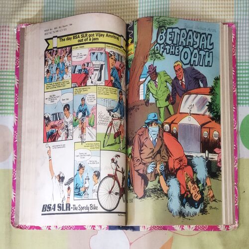 (INDRAJAL COMICS) (VOLUME-4) (10 IN 1 SINGLE BINDING), 1.> THE CALL OF THE JUNGLE, 2.> THE MAGIC SWORD , 3.> THE HORROR DUNGEONS THE SMUGGLER'S RING (PART-2), 5.> THE SMUGGLER'S RING (PART-1), 6.> THE STRANGLER'S TRAP, 7.> BETRAYAL OF THE OATH, 8.> THE HIDDEN VIPERS, 9.> EMBERS OF FURY (PART-2), 10.> EMBERS OF FURY (PART-1)