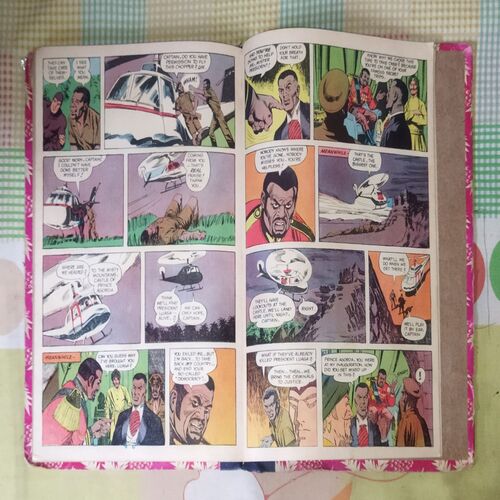 (INDRAJAL COMICS) (VOLUME-4) (10 IN 1 SINGLE BINDING), 1.> THE CALL OF THE JUNGLE, 2.> THE MAGIC SWORD , 3.> THE HORROR DUNGEONS THE SMUGGLER'S RING (PART-2), 5.> THE SMUGGLER'S RING (PART-1), 6.> THE STRANGLER'S TRAP, 7.> BETRAYAL OF THE OATH, 8.> THE HIDDEN VIPERS, 9.> EMBERS OF FURY (PART-2), 10.> EMBERS OF FURY (PART-1)