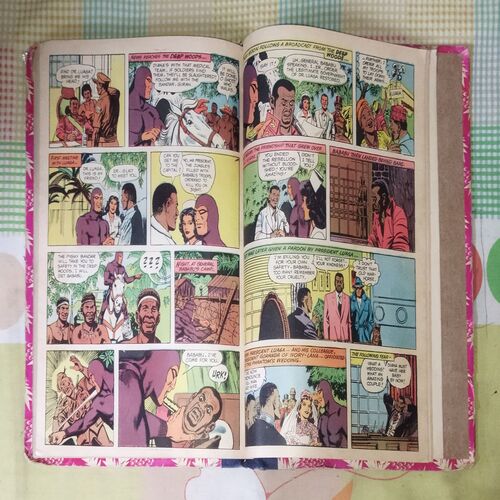 (INDRAJAL COMICS) (VOLUME-4) (10 IN 1 SINGLE BINDING), 1.> THE CALL OF THE JUNGLE, 2.> THE MAGIC SWORD , 3.> THE HORROR DUNGEONS THE SMUGGLER'S RING (PART-2), 5.> THE SMUGGLER'S RING (PART-1), 6.> THE STRANGLER'S TRAP, 7.> BETRAYAL OF THE OATH, 8.> THE HIDDEN VIPERS, 9.> EMBERS OF FURY (PART-2), 10.> EMBERS OF FURY (PART-1)