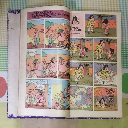 (INDRAJAL COMICS) (10 IN SINGLE BINDING), 1.> THE MANTLE OF MYSTERY, 2.> THE SACRED CITY OF GOLD, 3.> AMBUSH ON THE BEACH, 4.> THE PHANTOM'S PARADISE, 5.> THE WARUMBA TREASURE, 6.> THE SLY SEA WOLVES, 7.> THE LEGENDARY BENEFACTOR, 8.> THE DRUG SCANDAL, 9.> THE EMPEROR'S DREAM, 10.> THE FALSE LEGACY