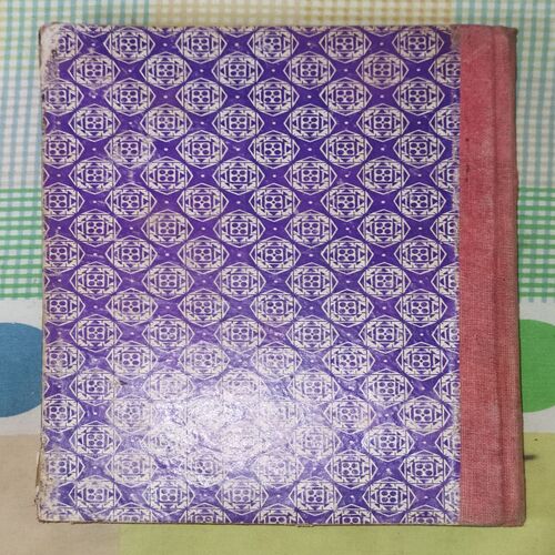 (INDRAJAL COMICS) (10 IN 1 SINGLE BINDING), 1.> THE GREEN-EYED MONSTER(PART-2), 2.>THE GREEN-EYED MONSTER(PART-3), 3.>THE WITCHES COVE, 4.> JALADASYUON KE JAAL MEIN (LANGUAGE-HINDI), 5.> VAHASHI SHAHJADA(LANGUAGE-HINDI), 6.> GHAGHAKATE SITAARE(LANGUAGE-HINDI), 7.> THE TREASURE TRAIL, 8.> BRUSH WITH DEATH, 9.> THE GAME OF TREACHERY, 10.> BEYOND THE BOILING RIVER