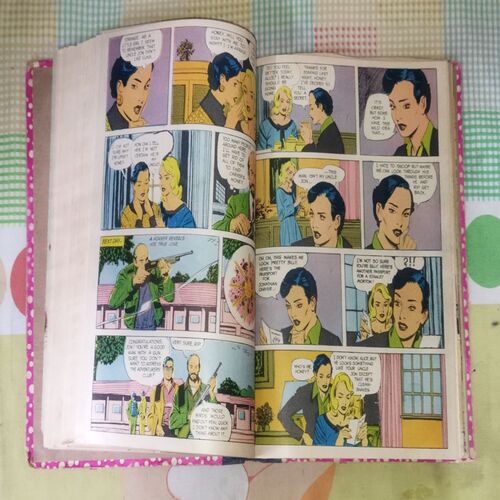 (INDRAJAL COMICS) (VOLUME) (10 IN 1 SINGLE BINDING), 1.> THE DRAGONS', 2.> THE BROKEN STRINGS, 3.> ALEENA THE ENCHANTRESS (PART-1), 4.> ALEENA THE ENCHANTRESS (PART-2), 5.> THE WAX TRAP, 6.> ABODE OF THE GHOSTS (PART-1), 7.> ABODE OF THE GHOSTS (PART-2), 8.> THE SCARY WHISPER, 9.> THE ANGERY SHARK BOY, 10.> THE VENGEFUL OUTLAWS