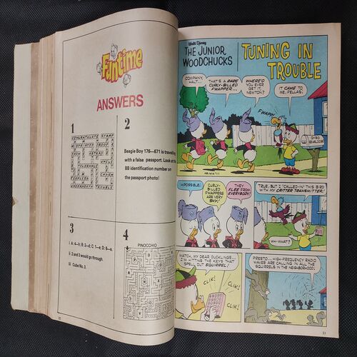 ( 12 in 1 Single Binding ) Chandamama  . Edition : - { 1. Chandamama ( Vol. 04 , No. 13 ) , 2. Chandamama ( Vol. 04 , No. 08 ) 3. Chandamama ( Vol. 04 , No. 15 ) , 4. Chandamama ( Vol. 04 , No. 16 ) , 5. Chandamama ( Vol. 04 , No. 17 ) , 6. Chandamama ( Vol. 04 , No. 18 ) , 7. Chandamama ( Vol. 04 , No. 19 ) , 8. Chandamama ( Vol. 04 , No. 20 ) , 9. Chandamama ( Vol. 04 , No. 21 ) , 10. Chandamama ( Vol. 04 , No. 22 ) , 11. Chandamama ( Vol. 04 , No. 23 ) , 12. Chandamama ( Vol. 04 , No. 24 ) }.
