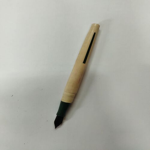 OLD FOUNTAIN PEN