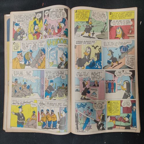 ( 8 In 1 Single Binding ) Chandamama . Edition :- { 1. Chandamama ( Vol. 05 , No. 01 ) , 2. Chandamama ( Vol. 05 , No. 02 ) , 3. Chandamama ( Vol. 05 , No. 03 ) , 4. Chandamama ( Vol. 05 , No. 04 ) , 5. Join The Goldspotters' Mickey Mouse Club , 6. Chandamama ( 5 May - 1981 ) , 7. Chandamama ( 20 December 1981 ) , 8. Chandamama ( 20 May 1982 ) } .