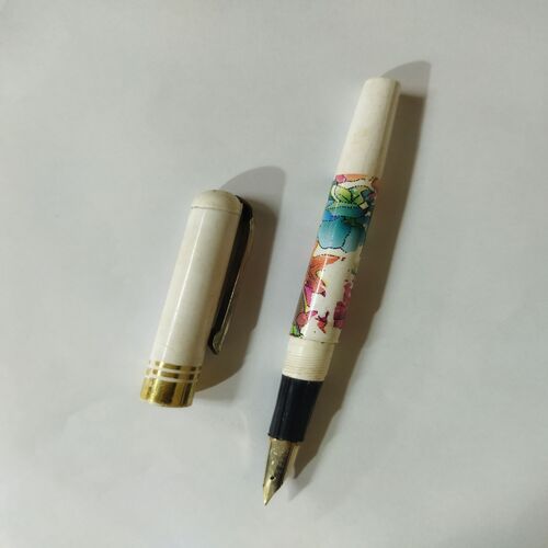 OLD FOUNTAIN PEN