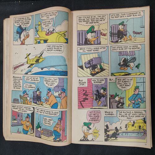 ( 12 In 1 Single Binding ) Chandamama . Edition :- { 1. Chandamama ( Vol. 04 , No. 01 ) 12th October 1983 , 2. Chandamama ( Vol. 04 , No. 02 ) 5th November 1983 , 3. Chandamama ( Vol. 04 , No. 03 ) 20th November 1983 , 4. Chandamama ( Vol. 04 , No. 04 ) 5th December 1983 , 5. Chandamama ( Vol. 04 , No. 05 ) 20th December 1983 , 6. Chandamama ( 78 ) , 7. Chandamama ( 79 ) , 8. Chandamama ( 80 ) , 9. Chandamama ( 81 ) , 10. Chandamama ( 82 ) , 11. Chandamama ( Vol. 04 , No. 11 )83  20th March 1984 & 12. Chandamama ( Vol. 04 , No. 12 )84 .