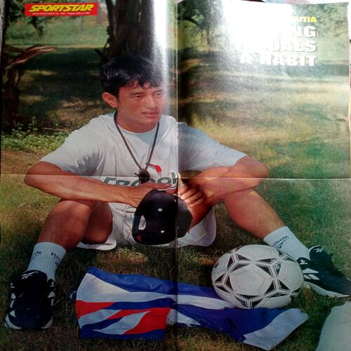 Sport Star (Sat 12 April 1997) (Free Poster Inside)