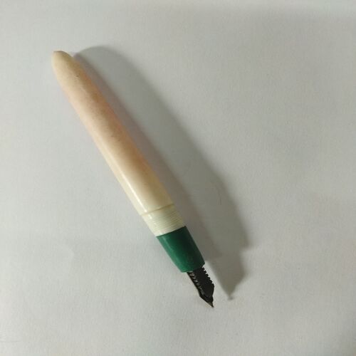 OLD FOUNTAIN PEN
