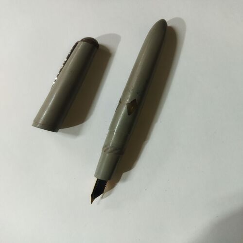 OLD FOUNTAIN PEN