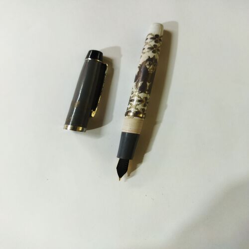 OLD FOUNTAIN PEN