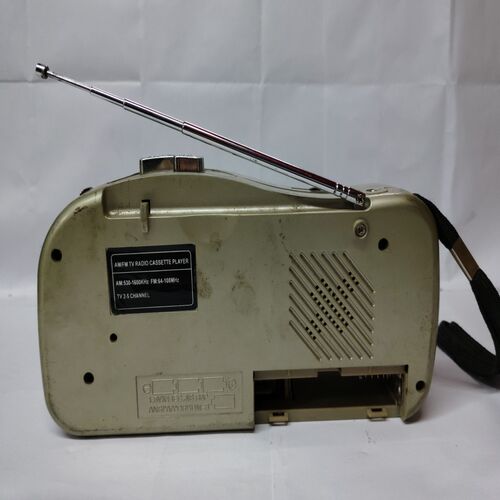 AM/FM /TV  LCD Clock Cassette Player