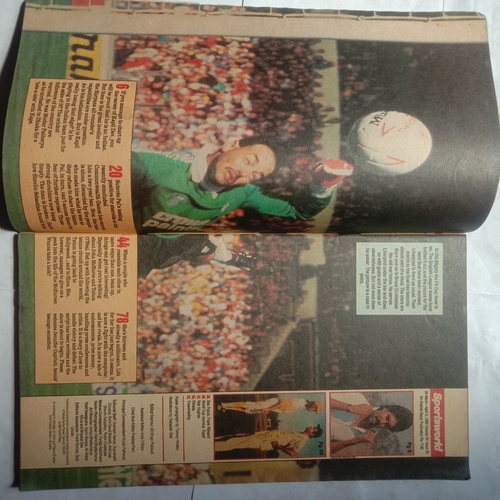 Sports World ( 28 March-3 April, 1990 )