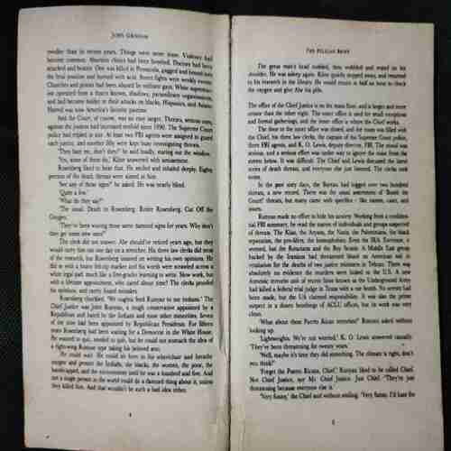 The Pelican Brief ( John Grisham )