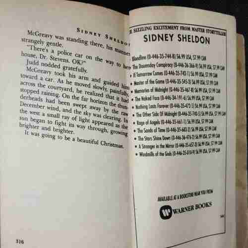 The Naked Face (Sidney Sheldon)