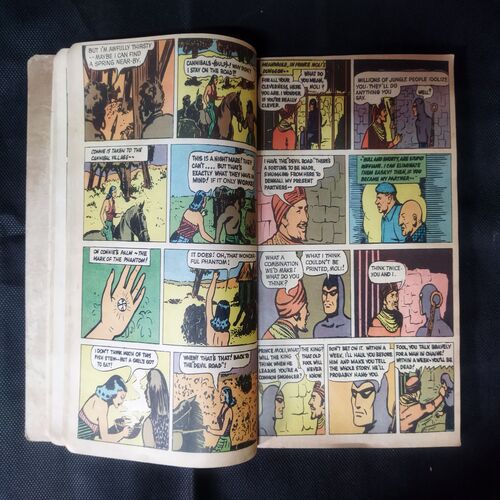 (INDRAJAL COMICS) (SINGLE BINDING 10 IN 1), 1.>THE STRANGLER'S TRAP, 2.>THE SMUGGLER'S RING (PART-1), 3.>THE SMUGGLER'S RING (PART-2), 4.>THE HORROR DUNGEONS, 5.>THE MAGIC SWORD, 6.>THE CALL OF THE JUNGLE, 7.>THE DRAGONS', 8.>THE BROKEN STRINGS, 9.>ALEENA THE ENCHANTRESS (PART-1), 10.>ALEENA THE ENCHANTRESS (PART-2)