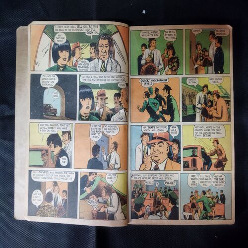 (INDRAJAL COMICS) (SINGLE BINDING 10 IN 1), 1.>THE STRANGLER'S TRAP, 2.>THE SMUGGLER'S RING (PART-1), 3.>THE SMUGGLER'S RING (PART-2), 4.>THE HORROR DUNGEONS, 5.>THE MAGIC SWORD, 6.>THE CALL OF THE JUNGLE, 7.>THE DRAGONS', 8.>THE BROKEN STRINGS, 9.>ALEENA THE ENCHANTRESS (PART-1), 10.>ALEENA THE ENCHANTRESS (PART-2)