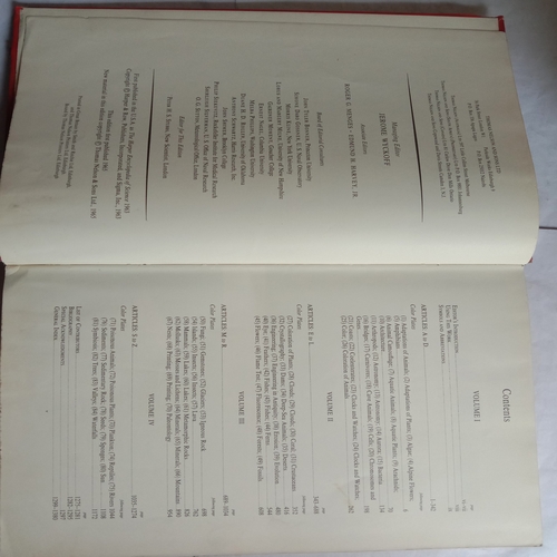 The International Encyclopedia Of Science (Volume 4 : S to Z)