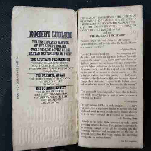 Robert Ludlum The Aquitaine Progression .