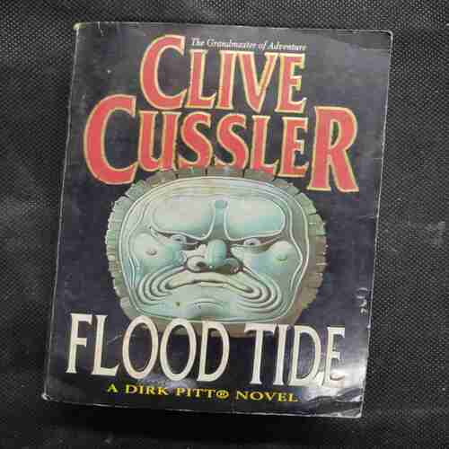 Clive Cussler Flood Tide .