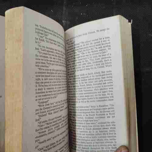 Robert Ludlum The Bourne Identity .