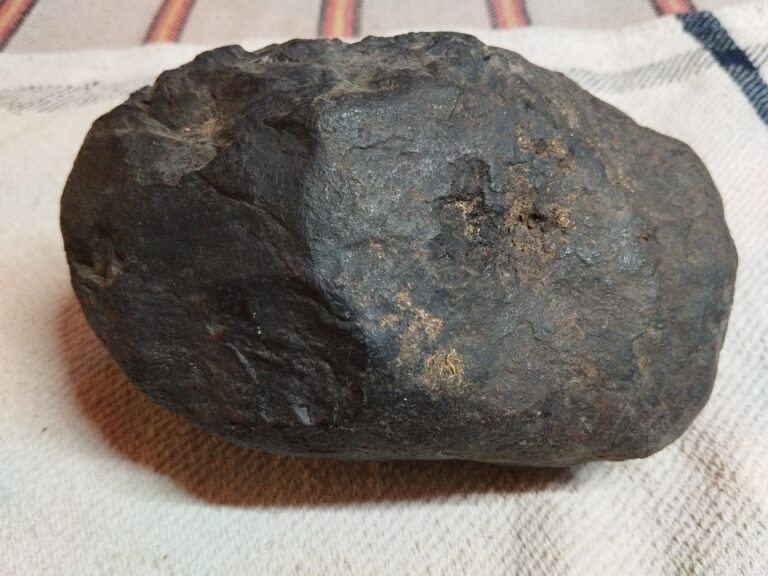 Meteorite (extra terrestrial products)