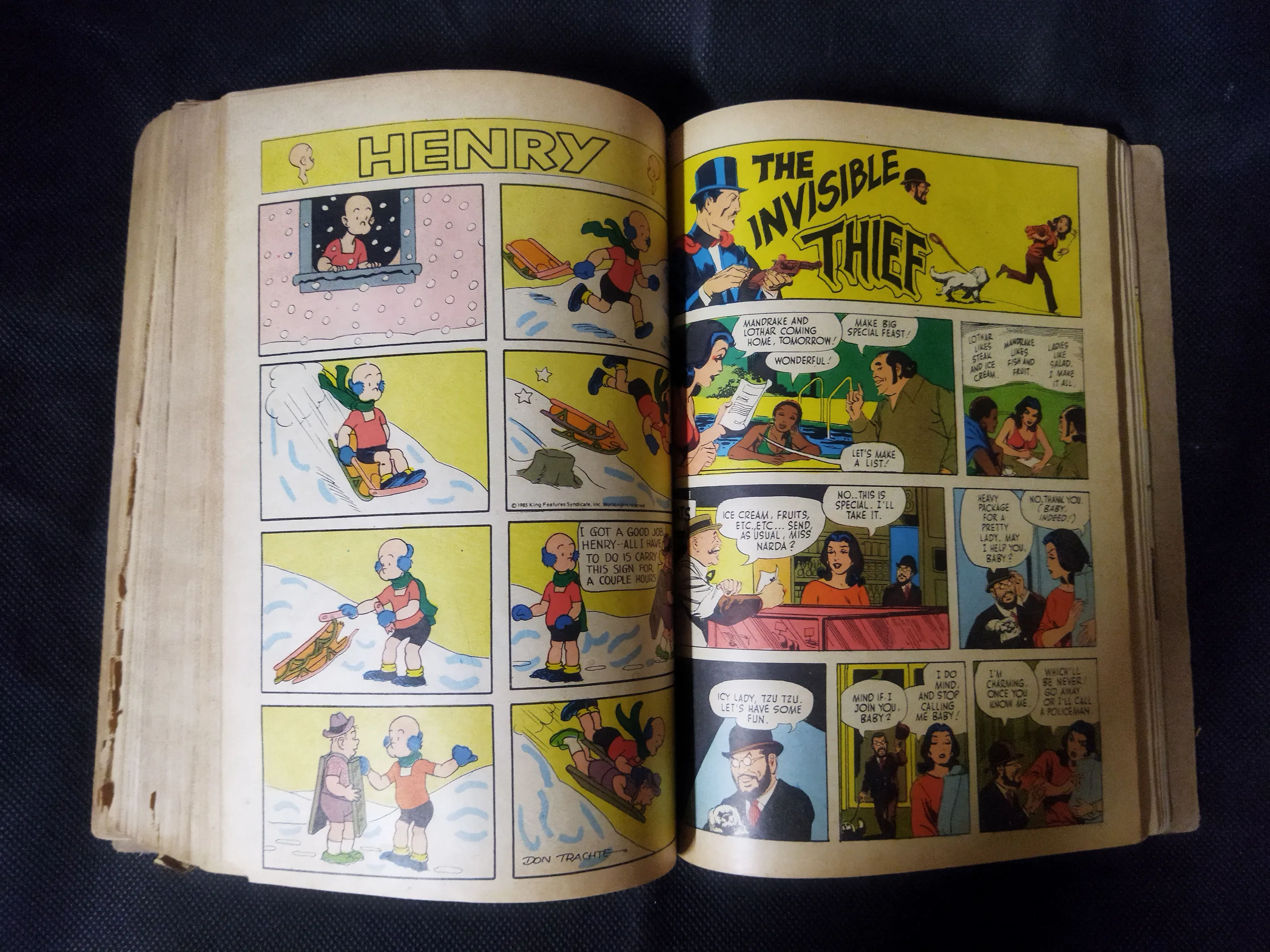 (INDRAJAL COMICS) (SINGLE BINDING 23 IN 1), 1.>THE CONSPIRATOR'S WEB (PART-1), 2.>THE CONSPIRATOR'S WEB (PART-2), 3.>TRAUMA OF FEAR, 4.>VETAAL KA BETA (PART-1), 5.>VETAAL KA BETA (PART-2), 6.>THE DUEL AT SHIKARGARH, 7.>CHUDAILON KEE DUNIYA, 8.>BHATAKATEE AATMAEN, 9.>THE MYSTERIOUS CUTLASS, 10.>MAUT SE MUKAABALA, 11.>THE IRON MAIDENS, 12.>JAHAREELA SANGEET, 13.>LAHARON KEE AAG (PART-1), 14.>LAHARON KEE AAG (PART-2), 15.>THE DOOMED CAPTIVES, 16.>THE VAIN PRINCE, 17.>FAULADI BAHADUR, 18.>THE INVISIBLE THIEF, 19.>MANDRAKE'S KA KHOONKHAAR BHAEE (PART-2), 20.>MANDRAK'S KA KHOONKHAAR BHAEE (PART-1), 21.>HEERON JADEE TROPHEE KEE CHOREE, 22.>THE DRAGOUR FROM VEGA-3, 23.>PAGAL VAIGYAANIK,