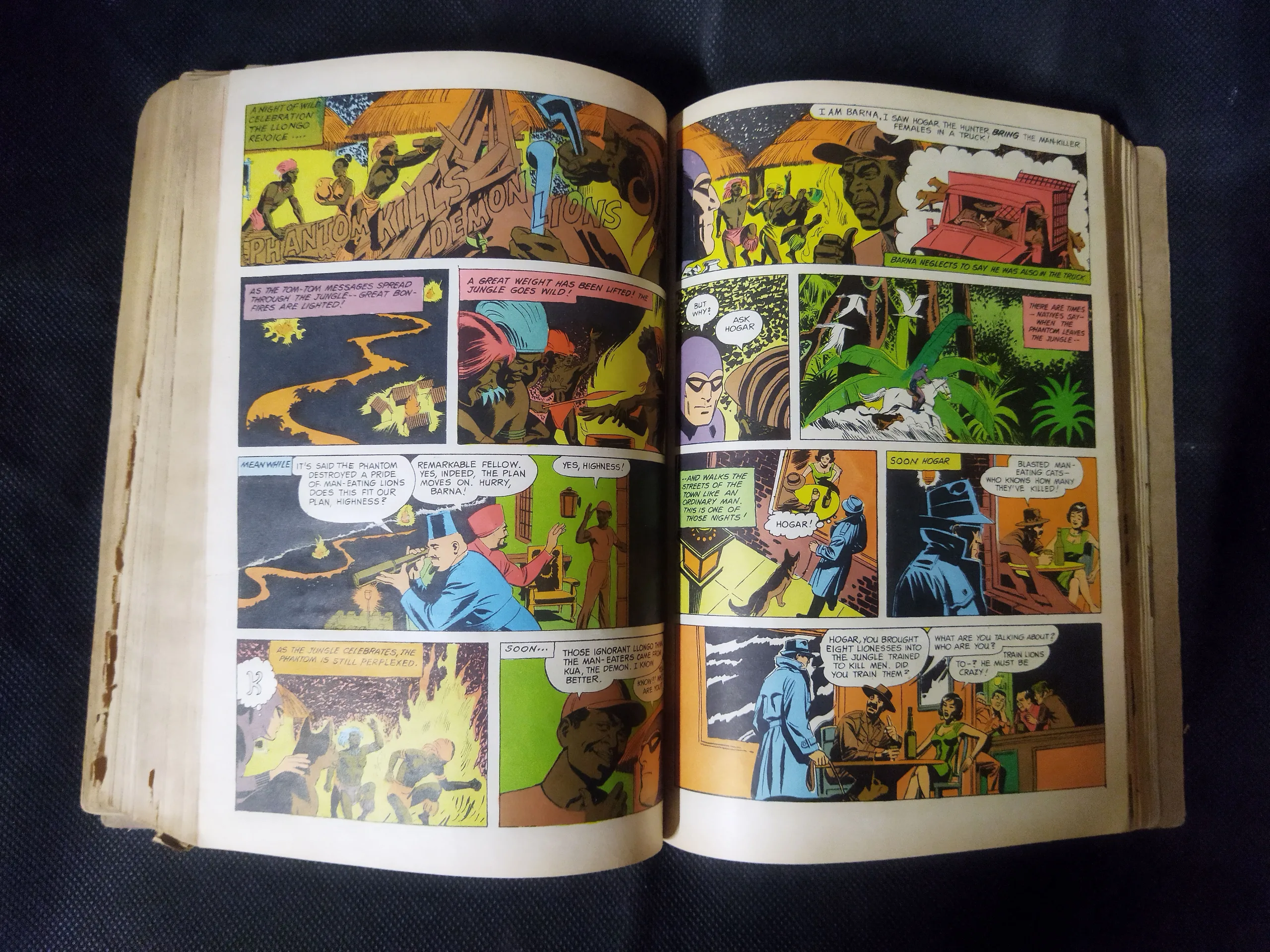 (INDRAJAL COMICS) (SINGLE BINDING 23 IN 1), 1.>THE CONSPIRATOR'S WEB (PART-1), 2.>THE CONSPIRATOR'S WEB (PART-2), 3.>TRAUMA OF FEAR, 4.>VETAAL KA BETA (PART-1), 5.>VETAAL KA BETA (PART-2), 6.>THE DUEL AT SHIKARGARH, 7.>CHUDAILON KEE DUNIYA, 8.>BHATAKATEE AATMAEN, 9.>THE MYSTERIOUS CUTLASS, 10.>MAUT SE MUKAABALA, 11.>THE IRON MAIDENS, 12.>JAHAREELA SANGEET, 13.>LAHARON KEE AAG (PART-1), 14.>LAHARON KEE AAG (PART-2), 15.>THE DOOMED CAPTIVES, 16.>THE VAIN PRINCE, 17.>FAULADI BAHADUR, 18.>THE INVISIBLE THIEF, 19.>MANDRAKE'S KA KHOONKHAAR BHAEE (PART-2), 20.>MANDRAK'S KA KHOONKHAAR BHAEE (PART-1), 21.>HEERON JADEE TROPHEE KEE CHOREE, 22.>THE DRAGOUR FROM VEGA-3, 23.>PAGAL VAIGYAANIK,