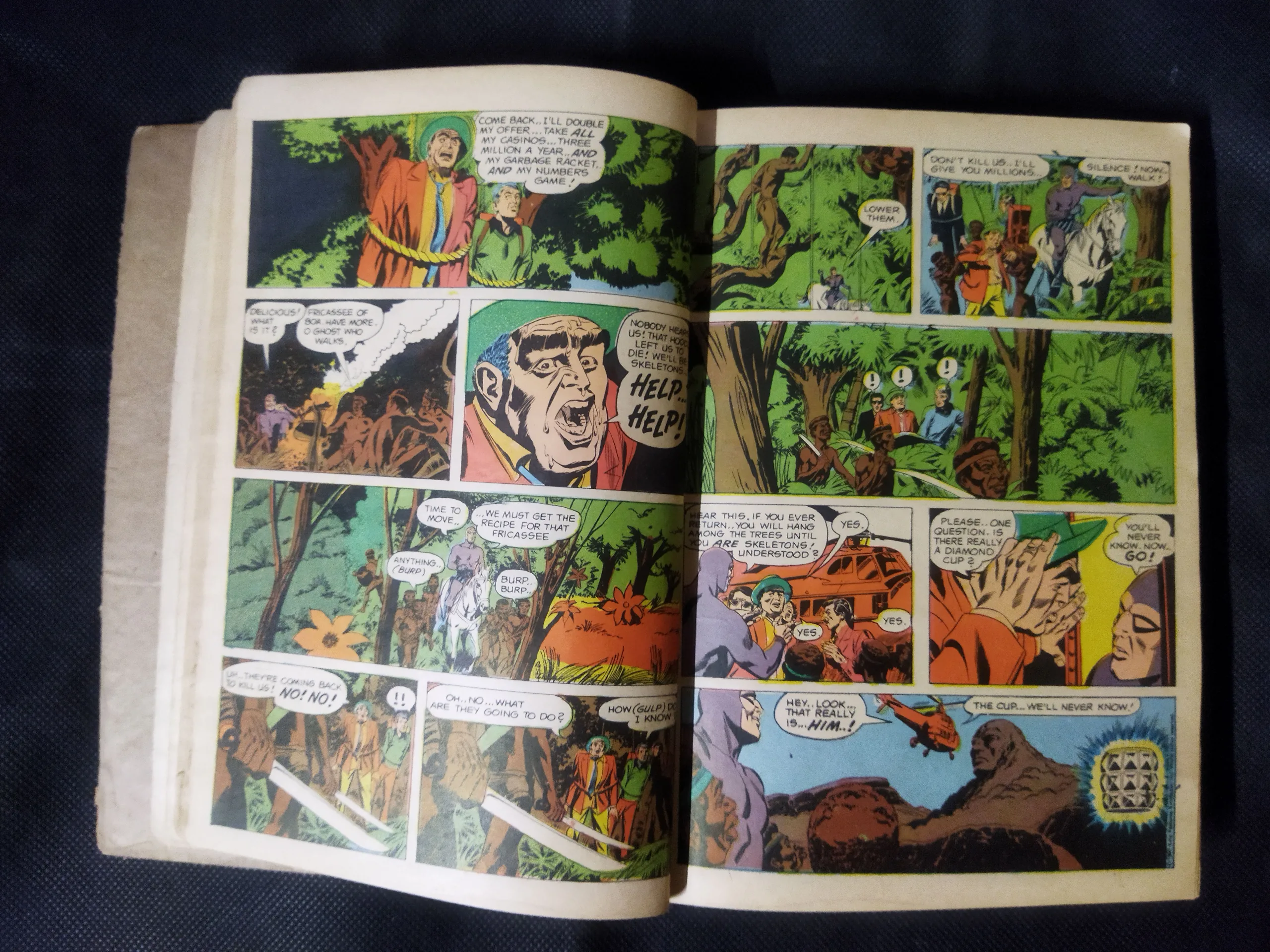 (INDRAJAL COMICS) (SINGLE BINDING 23 IN 1), 1.>THE CONSPIRATOR'S WEB (PART-1), 2.>THE CONSPIRATOR'S WEB (PART-2), 3.>TRAUMA OF FEAR, 4.>VETAAL KA BETA (PART-1), 5.>VETAAL KA BETA (PART-2), 6.>THE DUEL AT SHIKARGARH, 7.>CHUDAILON KEE DUNIYA, 8.>BHATAKATEE AATMAEN, 9.>THE MYSTERIOUS CUTLASS, 10.>MAUT SE MUKAABALA, 11.>THE IRON MAIDENS, 12.>JAHAREELA SANGEET, 13.>LAHARON KEE AAG (PART-1), 14.>LAHARON KEE AAG (PART-2), 15.>THE DOOMED CAPTIVES, 16.>THE VAIN PRINCE, 17.>FAULADI BAHADUR, 18.>THE INVISIBLE THIEF, 19.>MANDRAKE'S KA KHOONKHAAR BHAEE (PART-2), 20.>MANDRAK'S KA KHOONKHAAR BHAEE (PART-1), 21.>HEERON JADEE TROPHEE KEE CHOREE, 22.>THE DRAGOUR FROM VEGA-3, 23.>PAGAL VAIGYAANIK,
