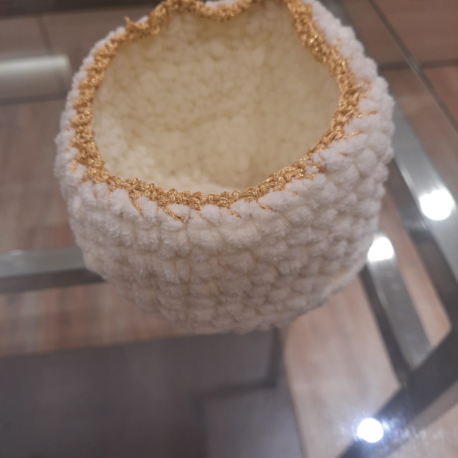 Handmade crosia bucket
