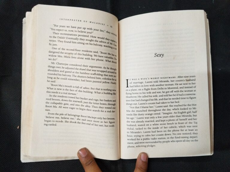Interpreter Of Maladies Stories ( Jhumpa Lahiri ) .