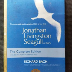 Jonathan Livingston Seagull a story ( Richard Bach ) .