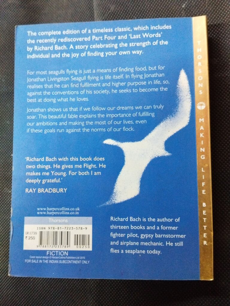 Jonathan Livingston Seagull a story ( Richard Bach ) .