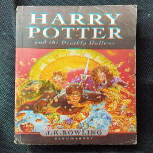 HARRY POTTER And The Deathly Hallows .