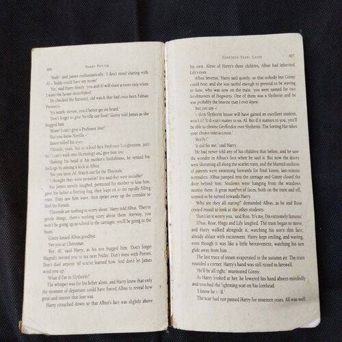 HARRY POTTER And The Deathly Hallows .