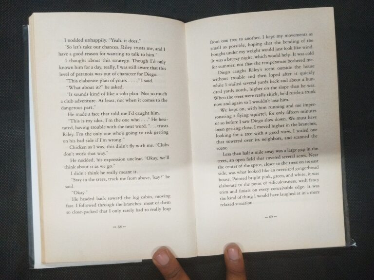 The Short Life Of Bree Tanner ( Stephenie Mayer ) .