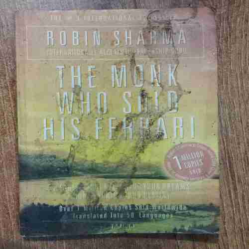 The Monk Who Sold His Ferrari ( Robin Sharma )
